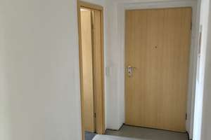 Gemütliche 2-Zimmer Erdgeschosswohnung mit Balkon und Blick ins Grüne – Riemenschneiderstr. 14, 90408 Uhlandstraße, Nürnberg – Vorschaubild 6