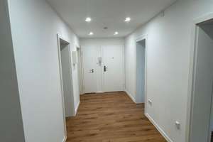 Exklusive kernsanierte 4-Zimmer-Wohnung mit hochwertiger Luxusausstattung und 2 Balkonen in Südstadt – Lischkestr. 00, 42119 Elberfeld, Wuppertal – Vorschaubild 11