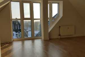 ***GEMÜTLICHES DACHGESCHOSS IN RUHIGER LAGE MIT VIEL PLATZ*** – Franz-Wiesner-Str. 12, 9131 Chemnitz – Vorschaubild 6