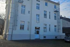 Attraktive 4-5 Raum-Wohnung in Magdeburg-Alt Olvenstedt in einer  Villa – 39130 Alt Olvenstedt, Magdeburg – Vorschaubild 2