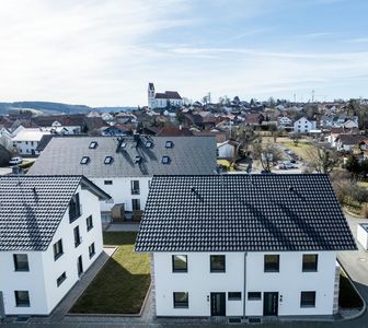 Hochwertige DHH mit viel Licht und Raum in Denklingen