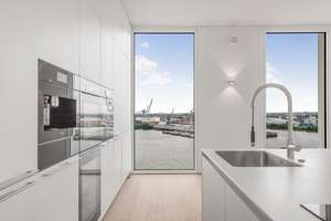 Leben zwischen Elbe und Skyline – Luxuriöses Strandhaus-Apartment mit Panoramablick – Großer Grasbrook 19, 20457 HafenCity, Hamburg – Vorschaubild 15