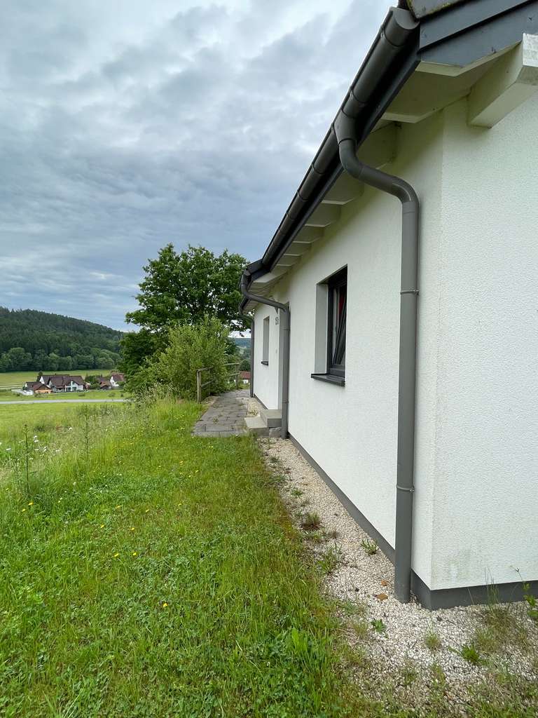 Immobilie in Mistelgau - Renditestarkes Set im Feriendorf Obernsees: 2 vollmöblierte Doppelbungalowhälften - Bild 4