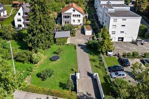 Einfamilienhaus mit Einliegerwohnung und gepflegtem großem Grundstück in zentraler Lage Reutlingens