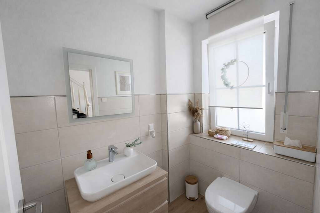 Immobilie in Kettenkamp - Echtes Schmuckstück für absolute Wohngeniesser in Idylischer Lage - Bild 2