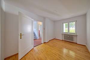 Gepflegtes Reiheneckhaus in ruhiger Bestlage von Zell – Die vollständige Adresse der Immobilie erhältst du vom Anbieter., 82067 Schäftlarn – Vorschaubild 7