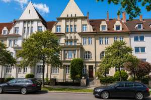 Mehrfamilienhaus in begehrter Lister Wohnlage – Kapitalanlage mit Eigennutzungsoption – Die vollständige Adresse der Immobilie erhältst du vom Anbieter., 30177 List, Hannover – Vorschaubild 1