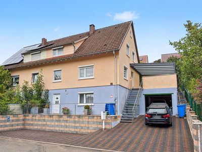 Modernisierte Doppelhaushälfte mit Garten und Terrasse in Aalen-Unterkochen