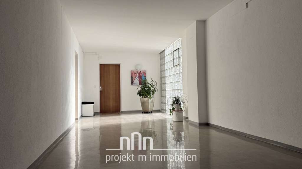 Immobilie in Oberschleißheim - vermietete 4 Zimmer Eigentumswohnung (6.OG) mit Balkon - zur Kapitalanlage - ohne Käuferprovision - Bild 3