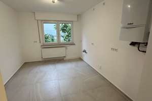 Top sanierte 3 Zimmer EG / Souterrain Wohnung in ruhigem Haus, gute Lage (Video !!) – In der Felderhütten 63, 51371 Bürrig, Leverkusen – Vorschaubild 3