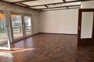Wohnen mit Herz – Freistehendes Einfamilienhaus am Bach in Niederzier-Hambach – Die vollständige Adresse der Immobilie erhältst du vom Anbieter., 52382 Niederzier – Vorschaubild 7
