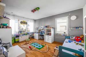 Property thumbnail 12