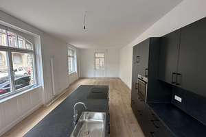 Exklusive 2-Zimmer-Erdgeschosswohnung mit hochwertiger Einbauküche in erstklassiger Wohnlage – Benckendorffstraße 6, 70199 Heslach, Stuttgart – Vorschaubild 2