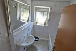 Helle 4,5-Zimmer-Wohnung  mit Balkon und Gartennutzung in Essen-Stoppenberg – Kapitelwiese 81, 45141 Stoppenberg, Essen – Vorschaubild 12