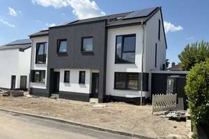 Neubau-Doppelhaushälfte in Lohmar