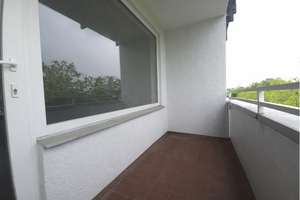 Geräumige 3-Zimmer-Wohnung mit Einbauküche und traumhaften Ausblick! – Rendsburger Platz 16, 51065 Mülheim (Ortsteil), Köln – Vorschaubild 12