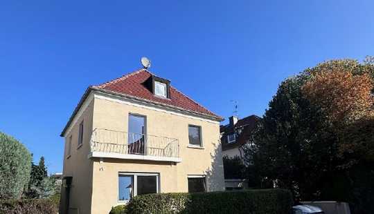 Bild von MAINZ-OBERSTADT: Charmantes Einfamilienhaus mit tollem Gartengrundstück in begehrter Wohnlage