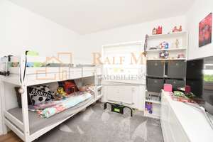 Modernisiertes Zweifamilienhaus mit Doppelgarage und vielseitigen Nutzungsmöglichkeiten in Oberndorf – Die vollständige Adresse der Immobilie erhältst du vom Anbieter., 35606 Solms – Vorschaubild 12