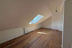 Eine Etage für Sie allein! | Sanierte Dachgeschosswohnung in zentraler Mainzer Lage – Parcusstraße 6, 55116 Neustadt, Mainz – Vorschaubild 11