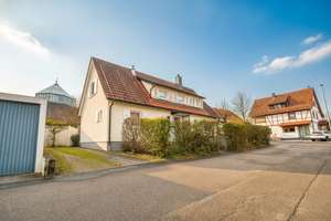 Ein Zuhause zum Ankommen – Lebensqualität mit sonnigem Garten – Die vollständige Adresse der Immobilie erhältst du vom Anbieter., 74080 Böckingen, Heilbronn – Vorschaubild 2