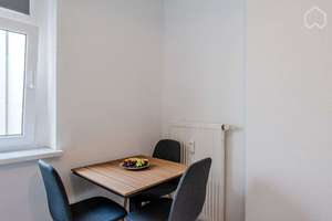 Bezugsfreie Single-Wohnung mit Innenhofblick im Simon-Dach-Viertel – Dirschauer Straße 3, 10245 Friedrichshain, Berlin – Vorschaubild 11