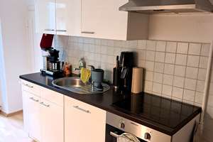 3 Zi. Altbau-Whg.mit Balkon und Diele, Bad Dusche-Wanne, Abstellraum und Keller – Lutherstraße  64a, 30171 Südstadt, Hannover – Vorschaubild 3