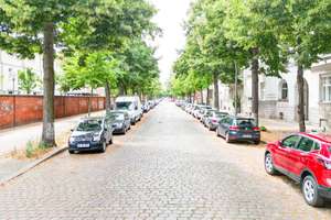 Penthouse-Feeling im Grünen: Großzügige 4-Zimmer-Wohnung mit Terrasse und Balkon in Berlin-Britz – Die vollständige Adresse der Immobilie erhältst du vom Anbieter., 12347 Britz, Berlin – Vorschaubild 27