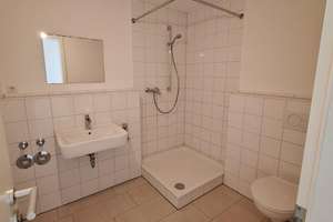 Zentrale und lichtdurchflutete 2-Zimmer-Wohnung im Hochparterre – Achtermannstraße 23, 48143 Bahnhof, Münster – Vorschaubild 2