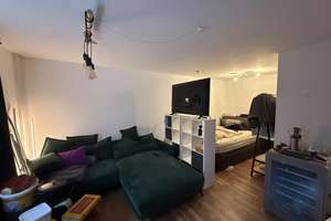 Schöne 1-Zimmer-Wohnung mit Einbauküche und Balkon – Luhering 25, 21147 Hausbruch, Hamburg – Vorschaubild 4