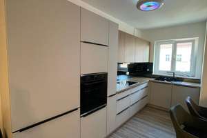 Moderne 3-Zimmer-Wohnung (84 m²) mit 2 Balkonen & Fußbodenheizung – Ullsteinstraße 180, 12105 Mariendorf, Berlin – Vorschaubild 2