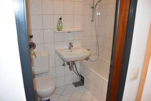 Stilvolle, modernisierte 2-Zimmer-Wohnung mit Balkon und EBK in Mainz – Laubenheimer Straße 33a, 55130 Weisenau, Mainz – Vorschaubild 6