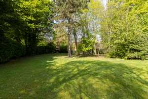 Freistehendes und großzügiges Einfamilienhaus mit weiterem Baufenster und großem Garten am Schloß – Düsseldorf – Vorschaubild 6