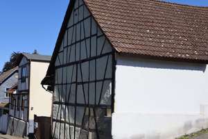 Modernisiertes Fachwerkhaus mit Scheune – Die vollständige Adresse der Immobilie erhältst du vom Anbieter., 65527 Niedernhausen – Vorschaubild 2