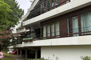 Architektonisches Juwel: Studio-Apartment mit Sonnenterrasse