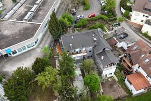 Mehrfamilienhaus mit 8 Wohneinheiten in gefragter Lage von Ludwigsburg – Die vollständige Adresse der Immobilie erhältst du vom Anbieter., 71642 Hoheneck, Ludwigsburg – Vorschaubild 2