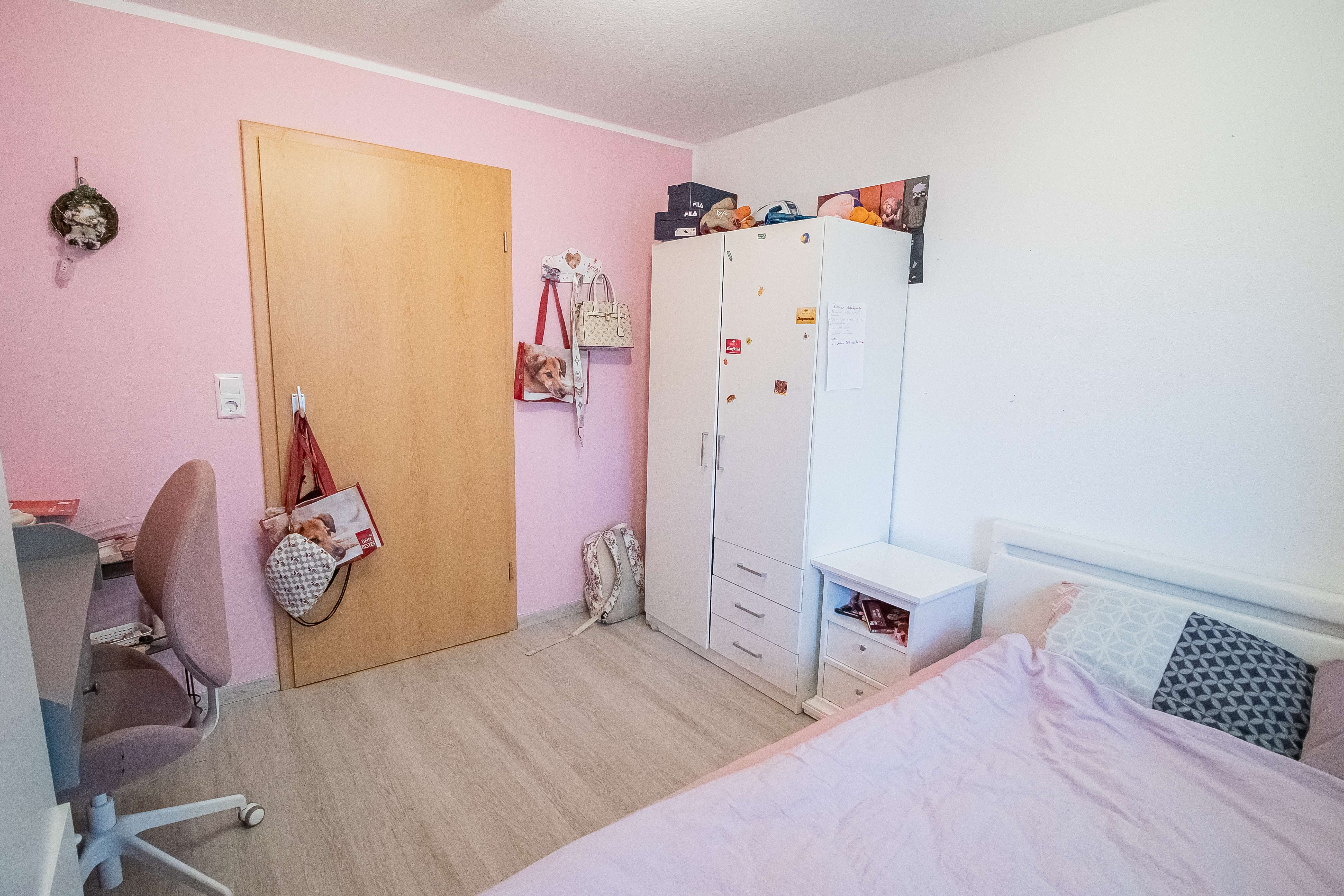 Immobilie in Waldachtal - Gepflegte 4-Zimmer Wohnung mit Garage, Balkon und tollem Ausblick - Bild 11