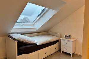 🩶 Voll möblierte 1,5-Zimmer Dachgeschosswohnung in Altenbochum 🩶 – Bonhoefferstraße 43, 44803 Altenbochum, Bochum – Vorschaubild 6