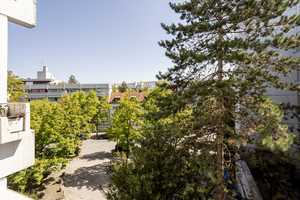 CHARMANTE 1-ZIMMER-WOHNUNG mit BALKON – ZENTRAL WOHNEN NAHE OLYMPIAPARK! – Lerchenauerstraße 5, 80809 München – Vorschaubild 12