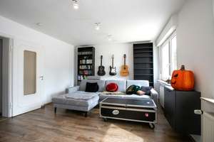 Lichtdurchflutete 4-Zimmer-Wohnung mit Dachterrasse und Einbauküche! – Triererstraße 764, 52078 Brand, Aachen – Vorschaubild 4