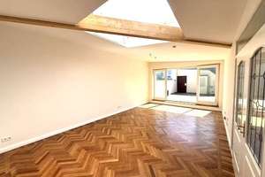 Schöne Penthouse Wohnung im Samariterkiez - 3 Zimmer möglich, 150qm Wohnfläche