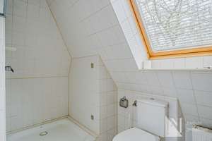 Viel Raum für Groß und Klein – Einfamilienhaus mit Einliegerwohnung in Lüneburg – Die vollständige Adresse der Immobilie erhältst du vom Anbieter., 21337 Kaltenmoor, Lüneburg – Vorschaubild 24