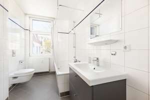 Kastanienallee: Charmante 2 Zimmer Wohnung mit großzügiger Wohnküche, Lift – Kastanienallee 45, 10119 Mitte (Ortsteil), Berlin – Vorschaubild 13