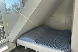 Möblierte 65  m² Dachwohnung mit Balkon in München-Sendling-Westpark, nur an eine Person – Waxensteinstrasse 34, 81377 Am Waldfriedhof, München – Vorschaubild 27