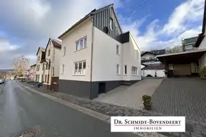 Sehr gepflegtes Wohnhaus mit Einliegerwohnung in Westerburg. Sofort beziehbar. – Westerwaldkreis – Vorschaubild 1