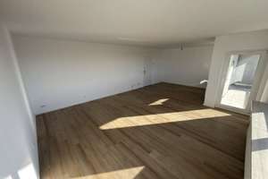 3. Zimmer Wohnung im dritten OG mit Blick auf dem Benther Berg – Lenther Straße 33a, 30455 Badenstedt, Hannover – Vorschaubild 2