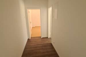 helle 3,5 Raum EG-Wohnung mit Balkon! Neues Bad! – Kurt-Schumacher-Straße 120, 45881 Schalke-Nord, Gelsenkirchen – Vorschaubild 4