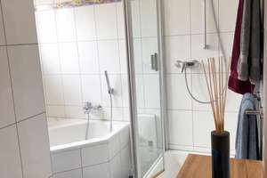 Lichtdurchflutete Maisonette-Wohnung, 4 Räume, PKW-Stellplatz, Rumeln-Kaldenhausen – Die vollständige Adresse der Immobilie erhältst du vom Anbieter., 47239 Rumeln-Kaldenhausen, Duisburg – Vorschaubild 7