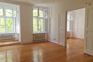 Sonnige bezugsfreie renovierte Altbau-Perle in begehrter Wilmersdorfer Lage – Die vollständige Adresse der Immobilie erhältst du vom Anbieter., 10715 Wilmersdorf, Berlin – Vorschaubild 2