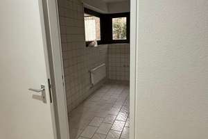 Helle 4-Zimmer-EG-Wohnung mit Terrasse & Garten am Waldrand im Norden von Darmstadt – Die vollständige Adresse der Immobilie erhältst du vom Anbieter., 64289 Darmstadt-Ost, Darmstadt – Vorschaubild 9