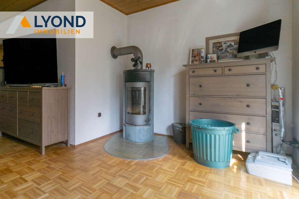 Immobilie in Bad Arolsen - Großzügiges Fachwerkhaus mit großem Grundstück und Entwicklungsmöglichkeiten! - Bild 14